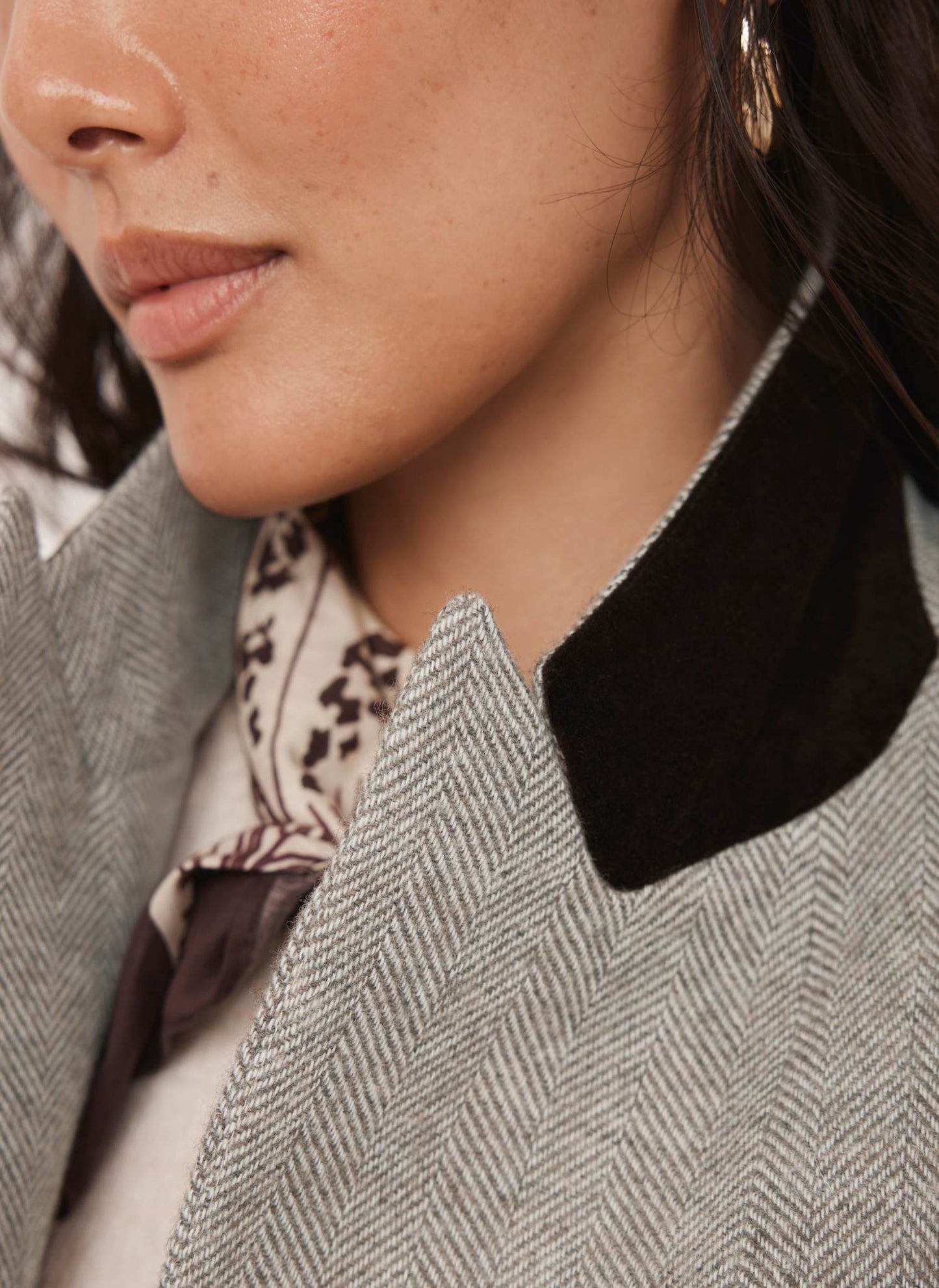 Neutral Herringbone Single Breasted Blazer