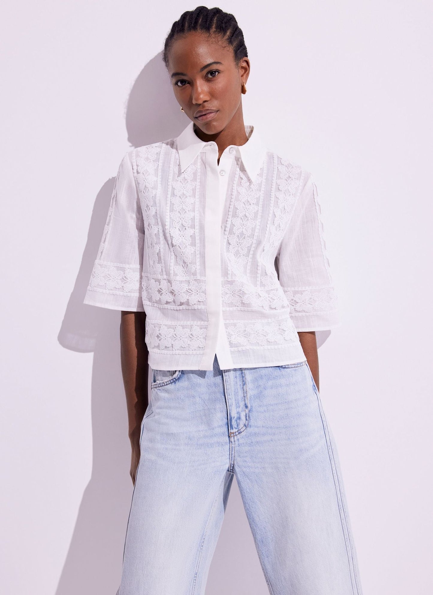 White Crochet Butterfly Trim Cropped Shirt