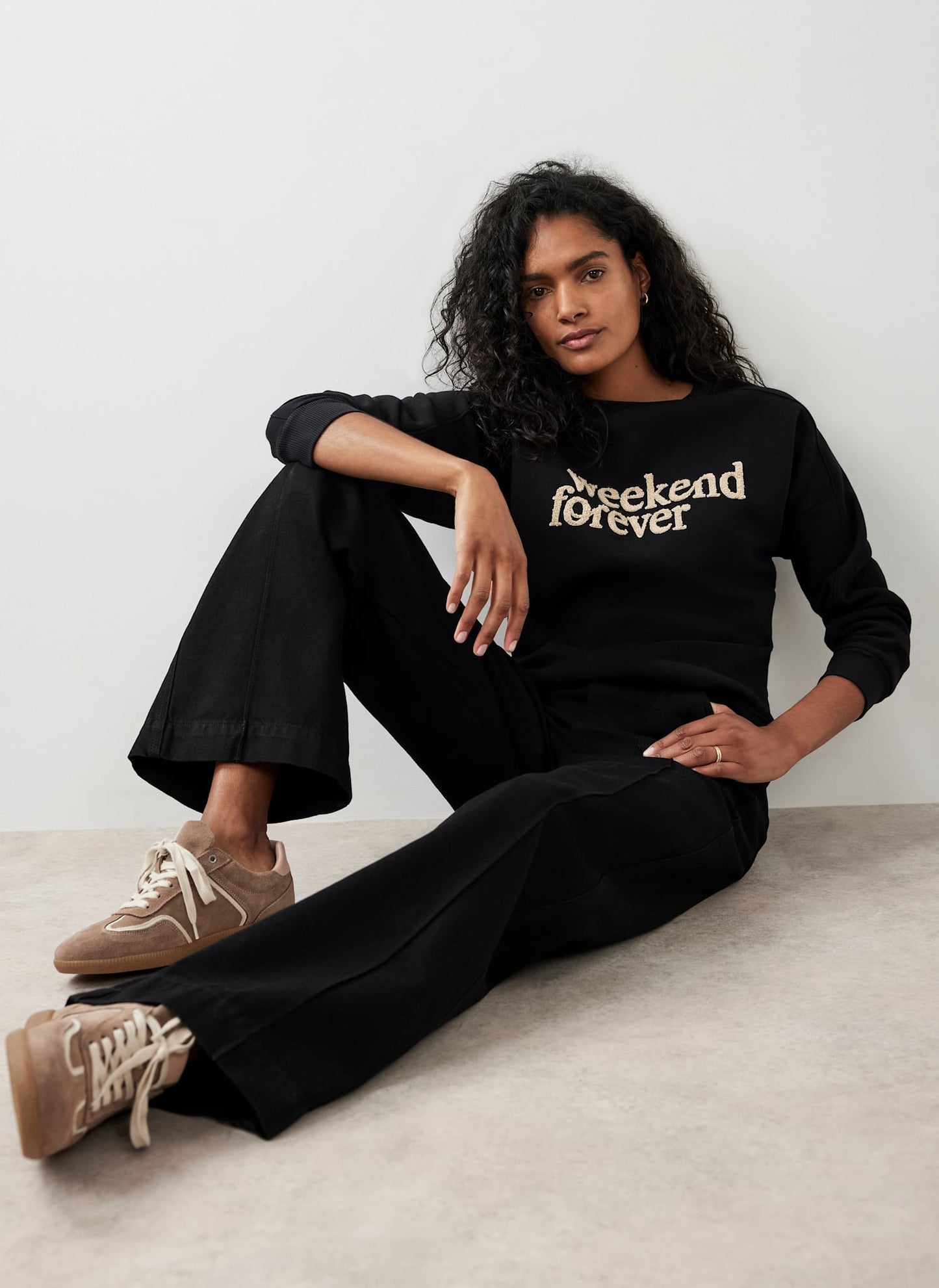 Black Weekend Slogan Sweatshirt