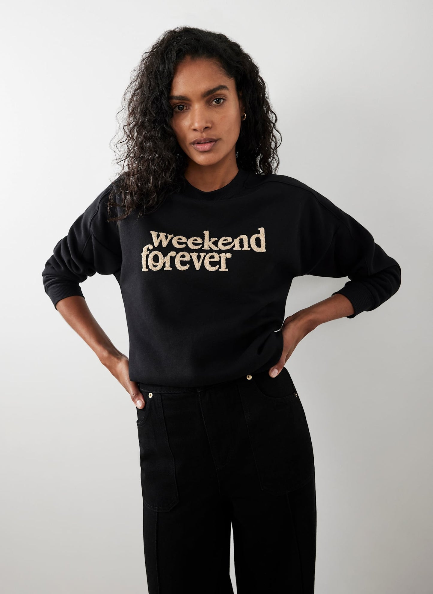 Black Weekend Slogan Sweatshirt