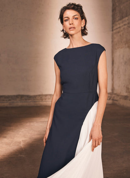 Navy Contrast Pleat Maxi Dress